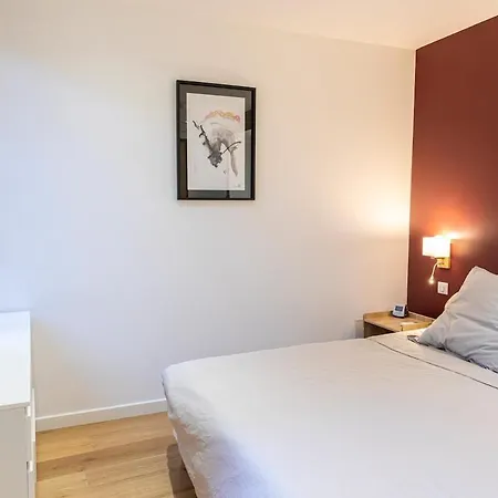 Centre Aix Terrace Et Ascenseur Апартаменты *